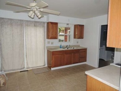 23 W Anchor Rd, Oswego, IL 60543 - photo 4