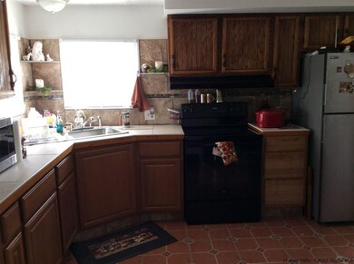 24 Maple Ave, Milton, NY 12547 - photo 3