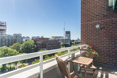 Thomas Graves Landing unit 710, Cambridge, MA 02141 - photo 5