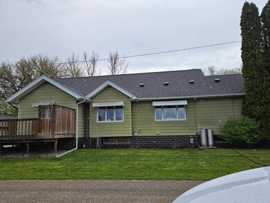 142 Charles St, Conger, MN 56020 - photo 3