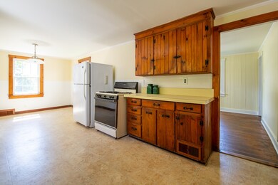 100 Maple St, Essex Junction, VT 05452 - photo 4