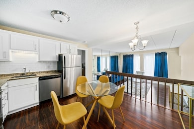 Hingham Woods unit 311, South Weymouth, MA 02190 - photo 2