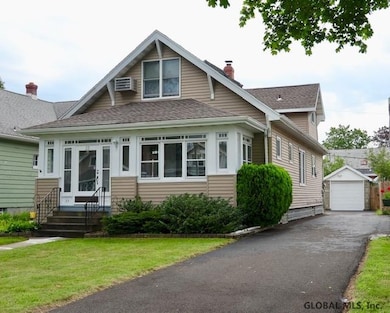 23 Betwood St, Albany, NY 12209 - photo 2