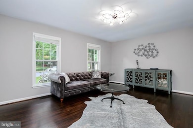 2475 Freetown Dr, Reston, VA 20191 - photo 4