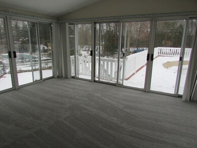 8 Nancy Ct, Blackstone, MA 01504 - photo 7