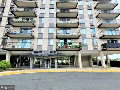 Barcroft Hills Condominium unit 1001, Baileys Crossroads, VA 22041 - photo 3