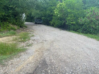 300 Cactus View Dr, Springtown, TX 76082 - photo 2