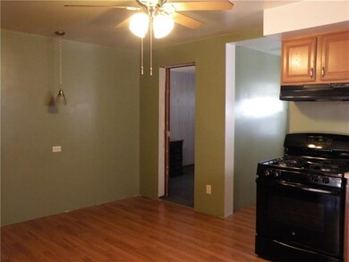 Eat in kitchen dining area