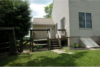 327 Mifflin St, Souderton, PA 18964 - photo 2