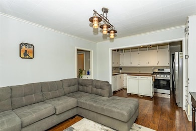 1129 57th St, Des Moines, IA 50311 - photo 7