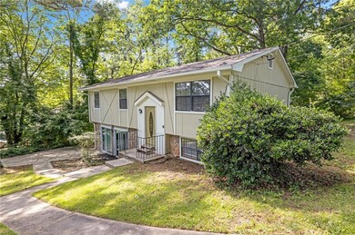 4690 Big Valley Ct, Stone Mountain, GA 30083 - photo 2