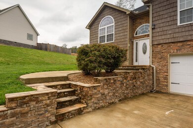 901 Soaring Eagle Cir, Hixson, TN 37343 - photo 2