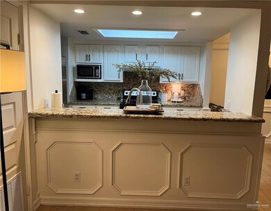 1110 Valley View Dr unit C, Weslaco, TX 78596 - photo 5