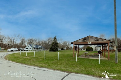 4450 Sycamore Rd, Newport, MI 48166 - photo 2