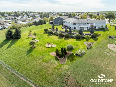 2200 West View Place - 8
