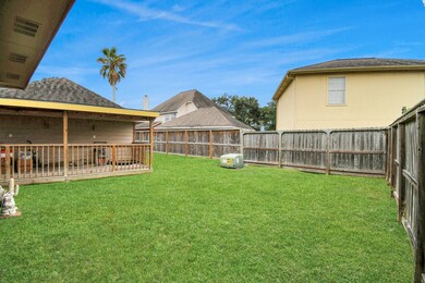 2543 Acadiana Ln, Seabrook, TX 77586 - photo 4