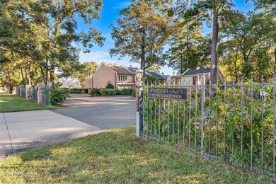 Entry to Neighborhood