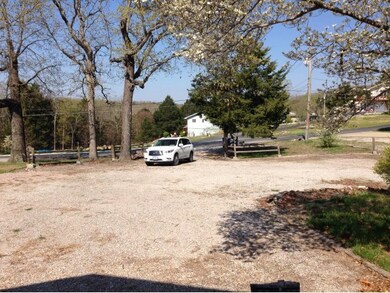 112 Elm St, Kimberling City, MO 65686 - photo 3