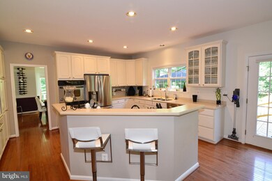 19643 Lovella Country Ct, Purcellville, VA 20132 - photo 4