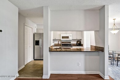 902LitchfieldWayUnitC-8