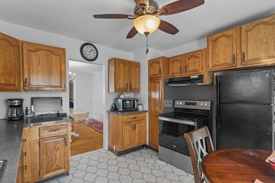 50 Cumberland Cir, Lynn, MA 01904 - photo 3