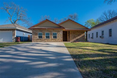 719 E 6th St, Bonham, TX 75418 - photo 4