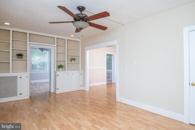 923 Hamilton Place, Reading, PA 19610 - photo 6