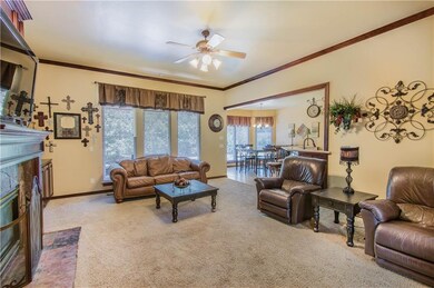 2709 Lancaster Ct, Edmond, OK 73012 - photo 4