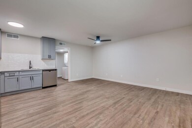 5909 Gaston Ave unit 107, Dallas, TX 75214 - photo 3