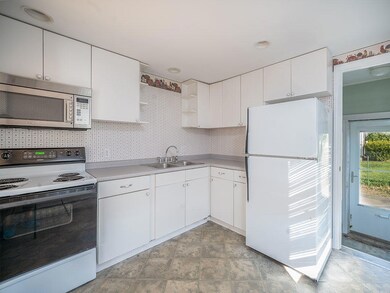 59 Cornell St, South Portland, ME 04106 - photo 6