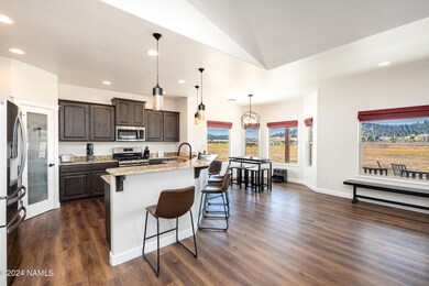 8150 E Neptune Dr, Flagstaff, AZ 86004 - photo 6