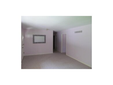 6024 Hauser Dr, Shawnee, KS 66216 - photo 3