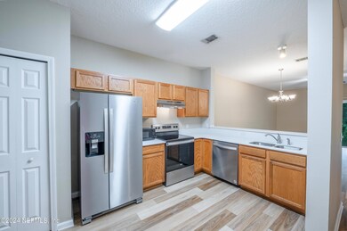 7919 Melvin Rd, Jacksonville, FL 32210 - photo 5