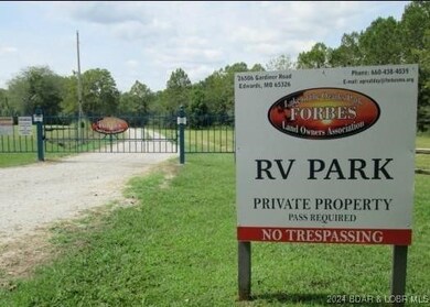 1989 Schultz Cir, Edwards, MO 65326 - photo 4