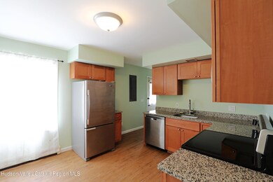 87 Delaware St, Saugerties, NY 12477 - photo 4