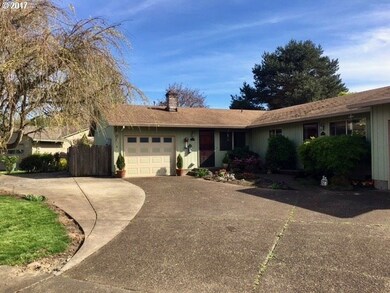 214 Charles Ct, Newberg, OR 97132 - photo 2