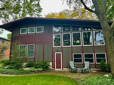 4 Bed 3 Bath East grand Rapids