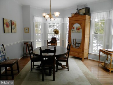 15410 Cedarhurst Ct, Centreville, VA 20120 - photo 7