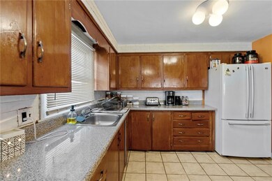 101 Warrington St, Providence, RI 02907 - photo 3