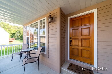 2203 Thistledowne Dr NE -28
