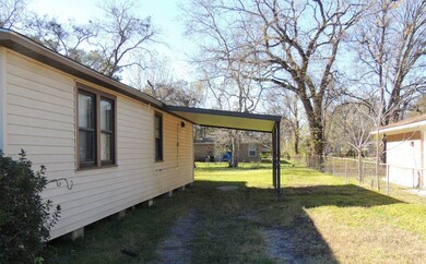 9115 Bertwood St, Houston, TX 77016 - photo 3