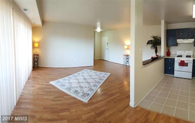 Lafayette Park unit 407, Falls Church, VA 22041 - photo 7