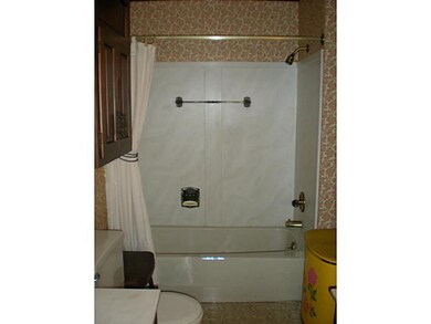 Full Bath.