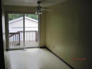 412 N Barnes St, Mason, MI 48854 - photo 3