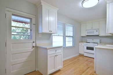 626 S Bryan St, Elmhurst, IL 60126 - photo 6