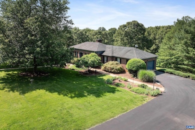 631 Montei Dr, Earlysville, VA 22936 - photo 3