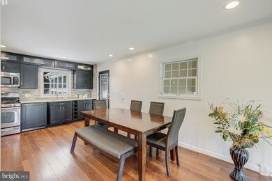 8820 Sylvania St, Lorton, VA 22079 - photo 7