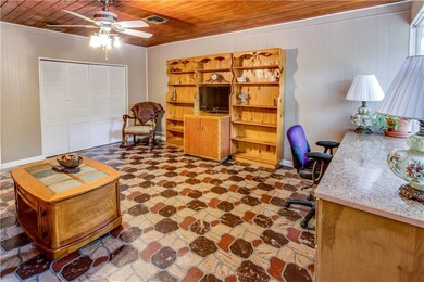 Den - This room can be used as an office or 2nd fa