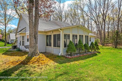 519 Petunia Ln N, Whiting, NJ 08759 - photo 3