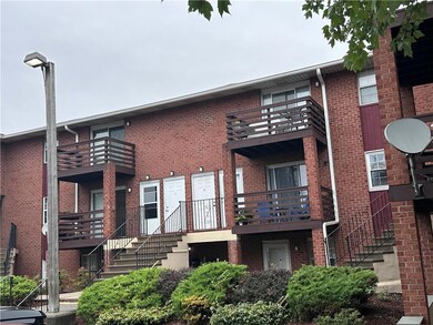 1464 N Cedar Crest Blvd unit 10, Allentown, PA 18104 - photo 2